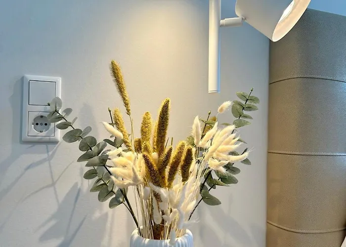 Ebbe Flut, Whg 18 Lägenhet *